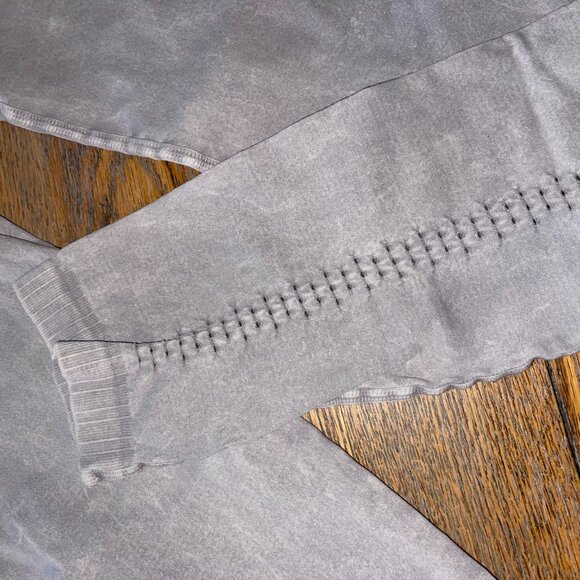FREE PEOPLE movement  gray legging/nylon spandex/Never worn/XS - Picture 4 of 7